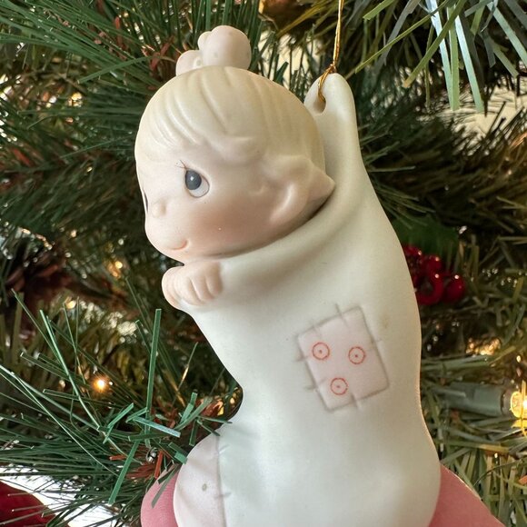 Vtg 1982 Precious Moments Babys First Christmas Ornament Enesco Birthday Club - Picture 5 of 12